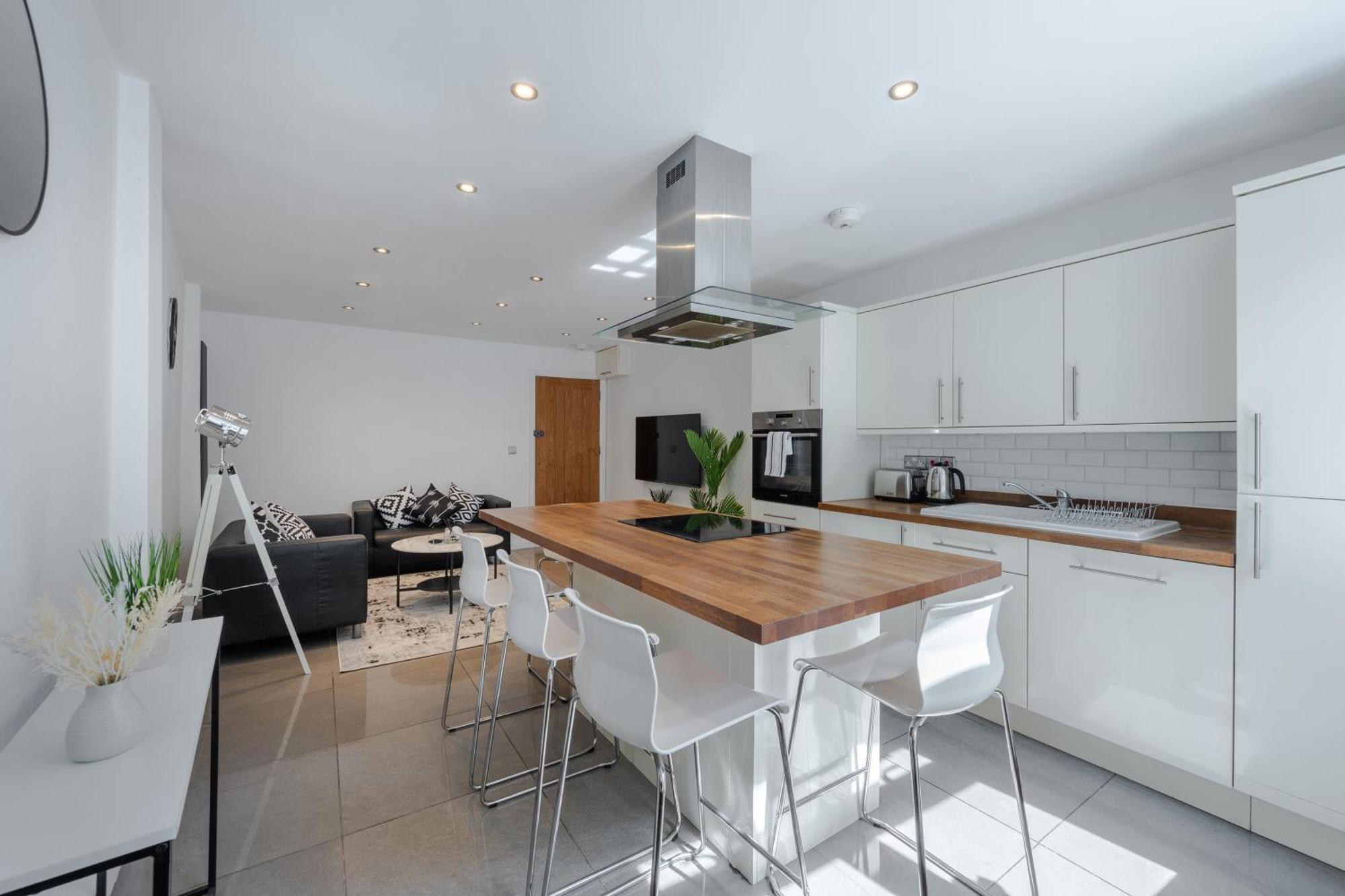 Stylish Two Bedroom Apartment By Central London With Garden エクステリア 写真
